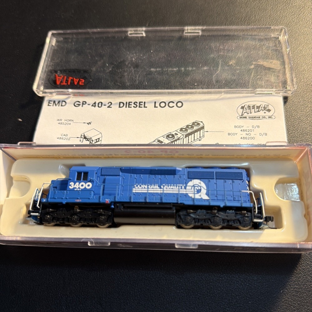 Atlas #48408 EMD GP-40-2 Diesel Locomotive Conrail Quality 3400!